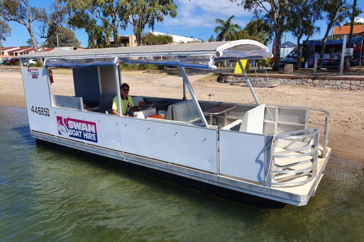 a small boat in a body of water