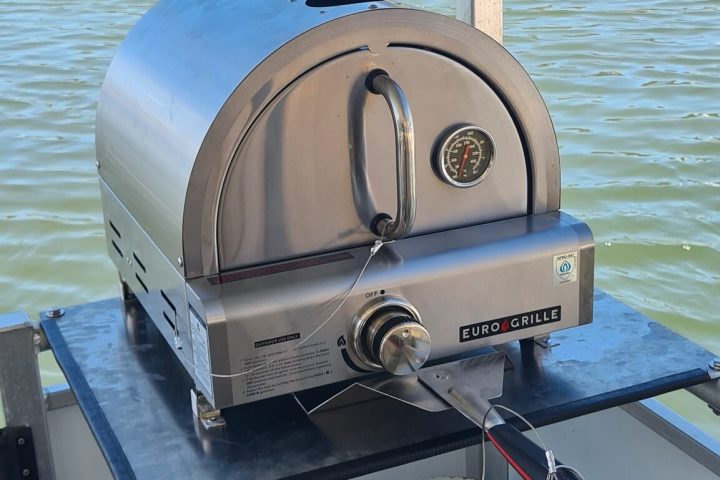 a small boat in a body of water